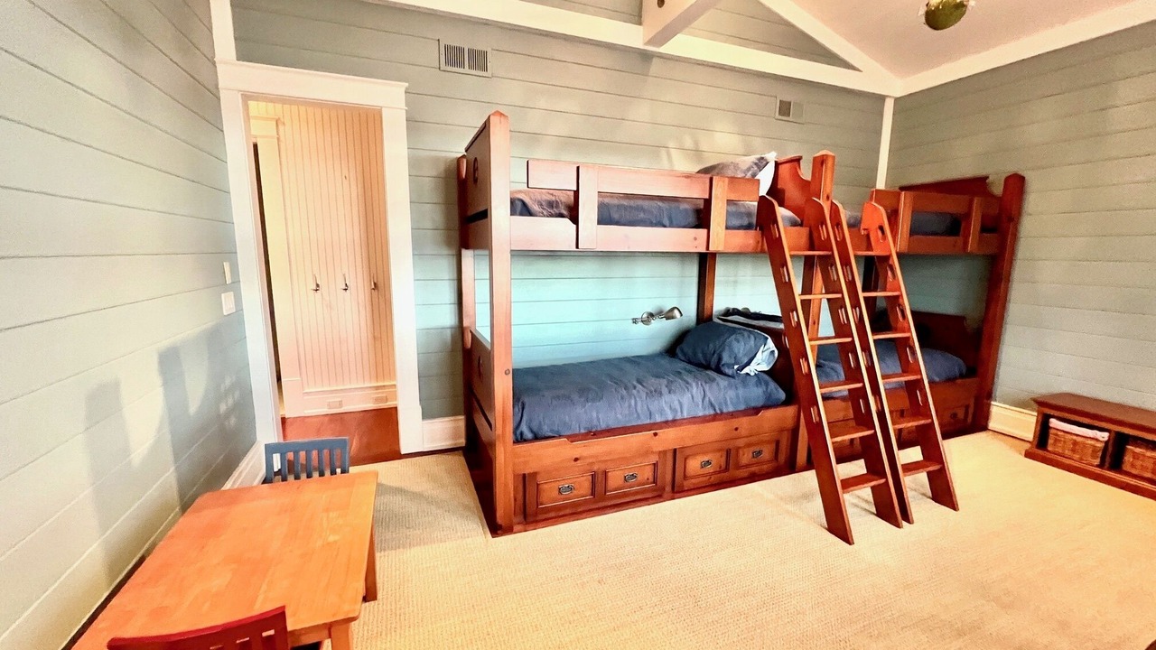 Photo of Bedroom in Edisto Island