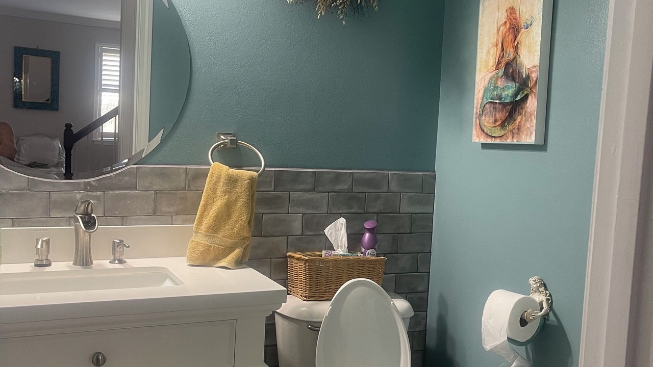 Photo of Bathroom in Mary Esther