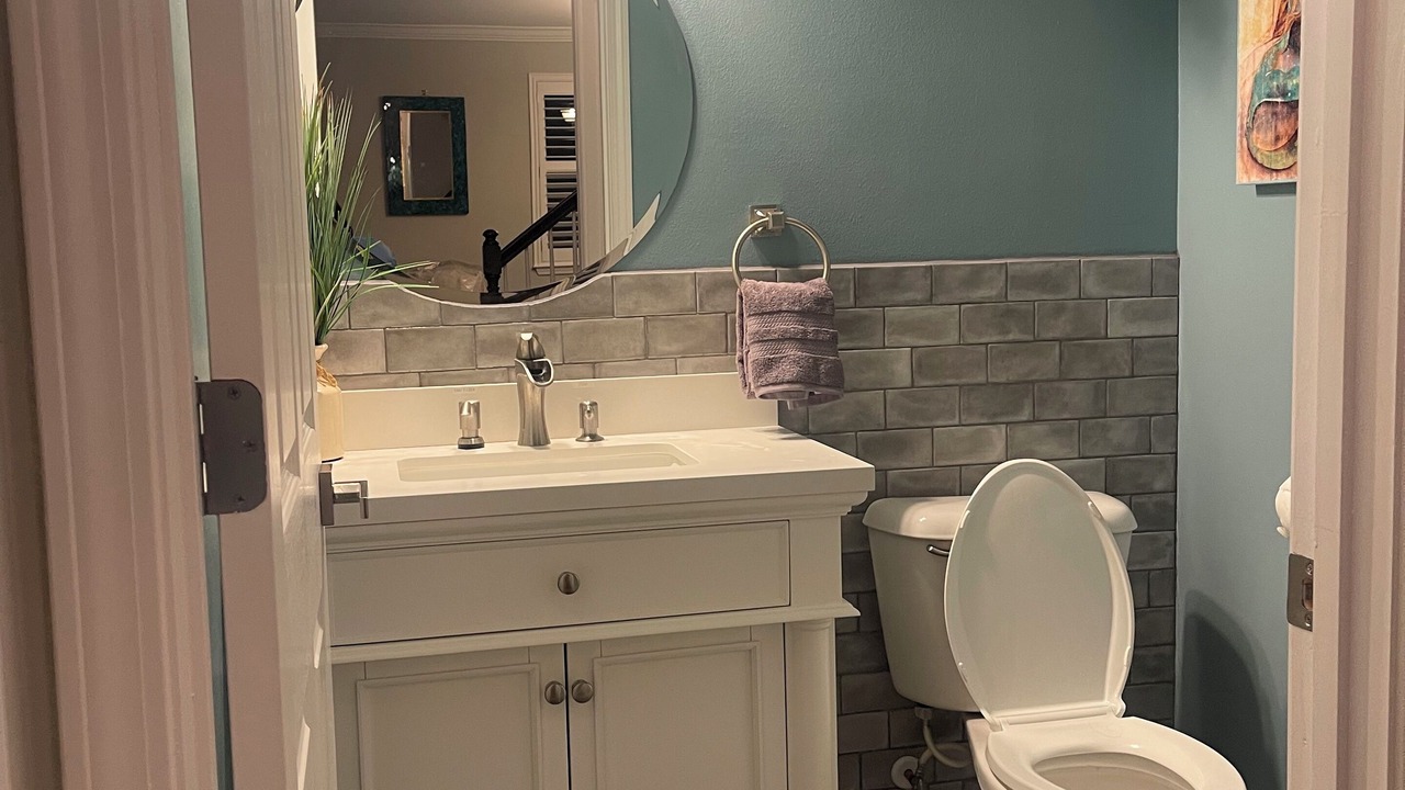 Photo of Bathroom in Mary Esther