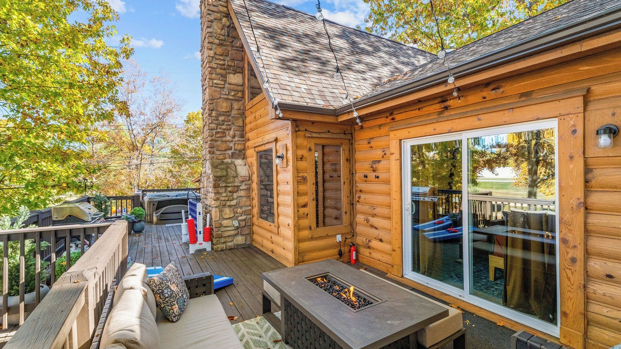 Photo of Others in Branson Cedars