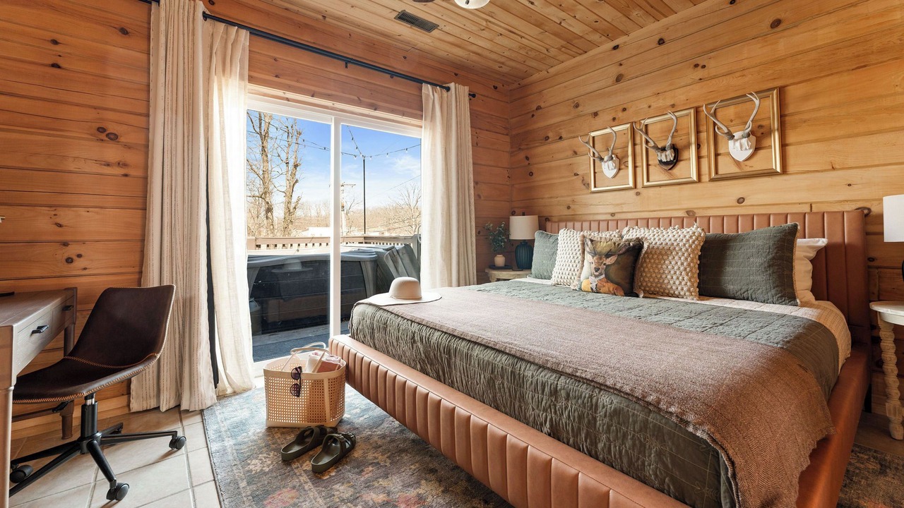 Photo of Others in Branson Cedars