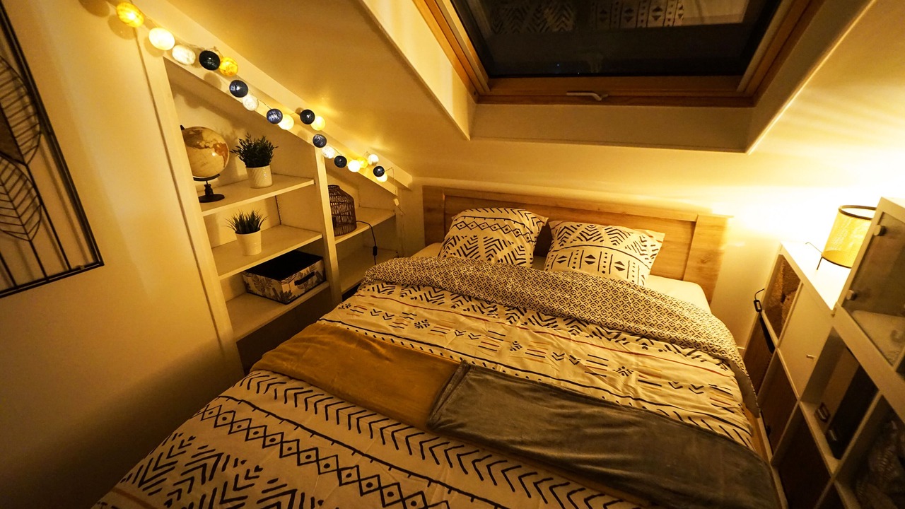 Photo of Bedroom in Anatole France Danton