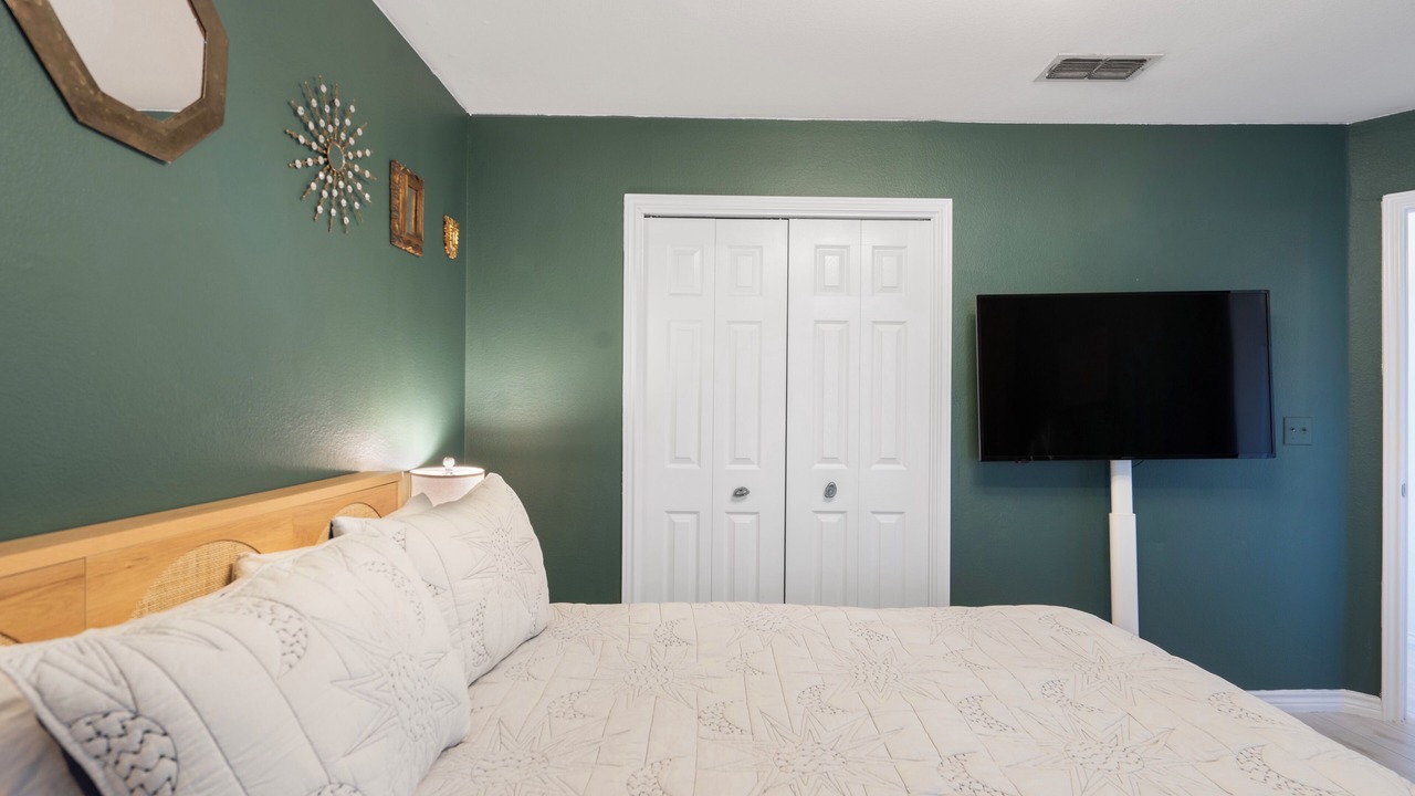 Photo of Bedroom in Waterford On Lake Travis
