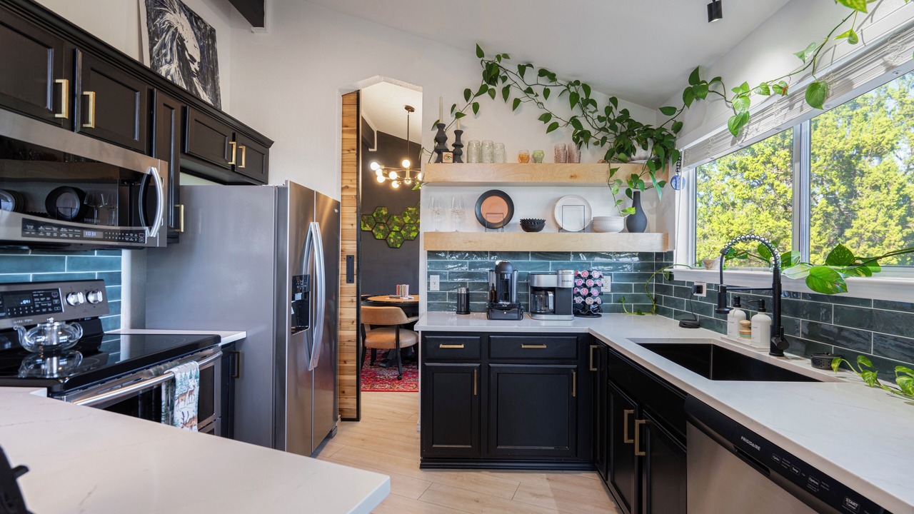 Photo of Kitchen in Waterford On Lake Travis