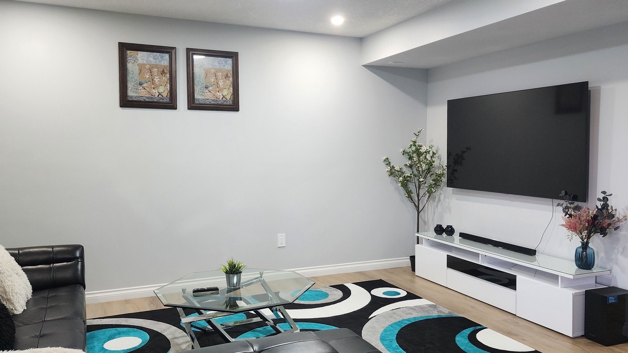 Photo of Livingroom in Evanston