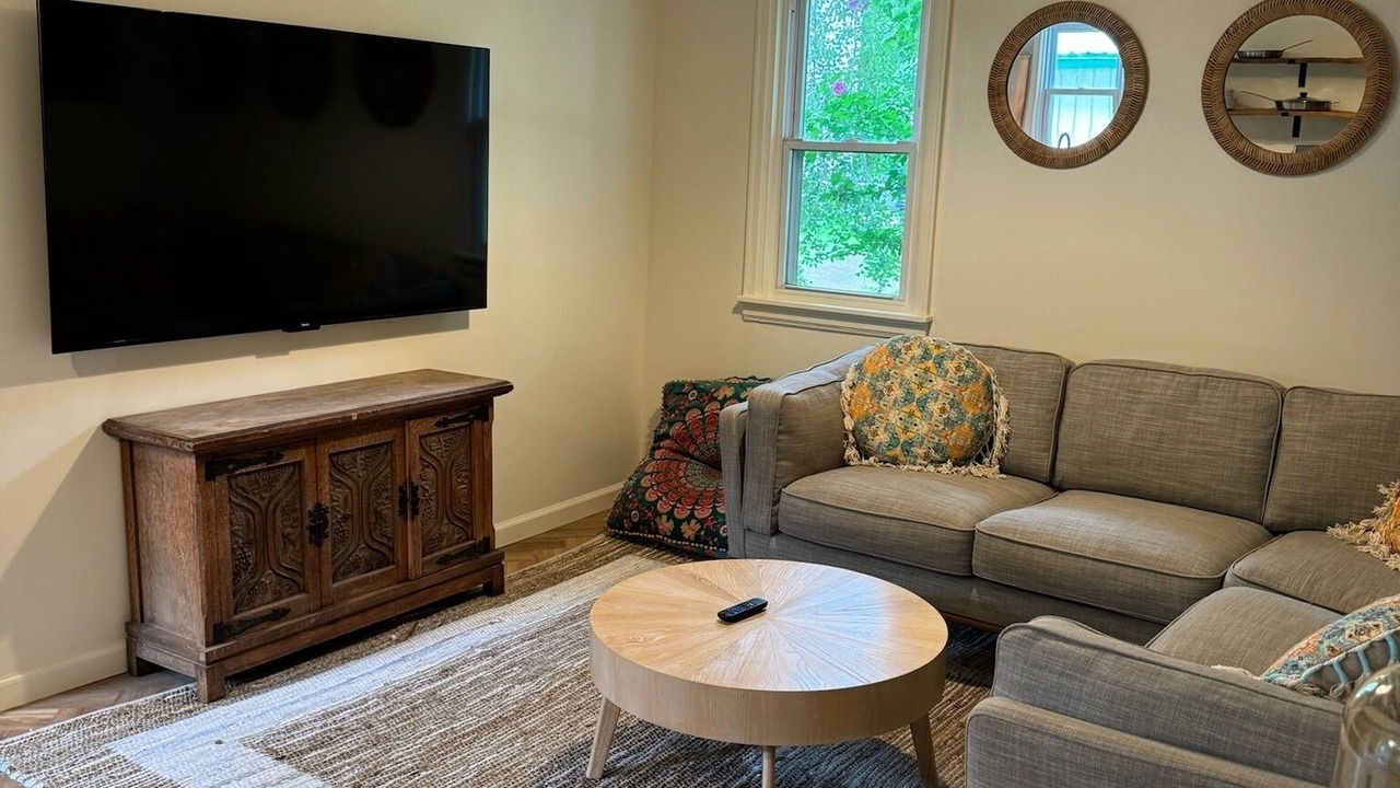 Photo of Livingroom in Skaneateles