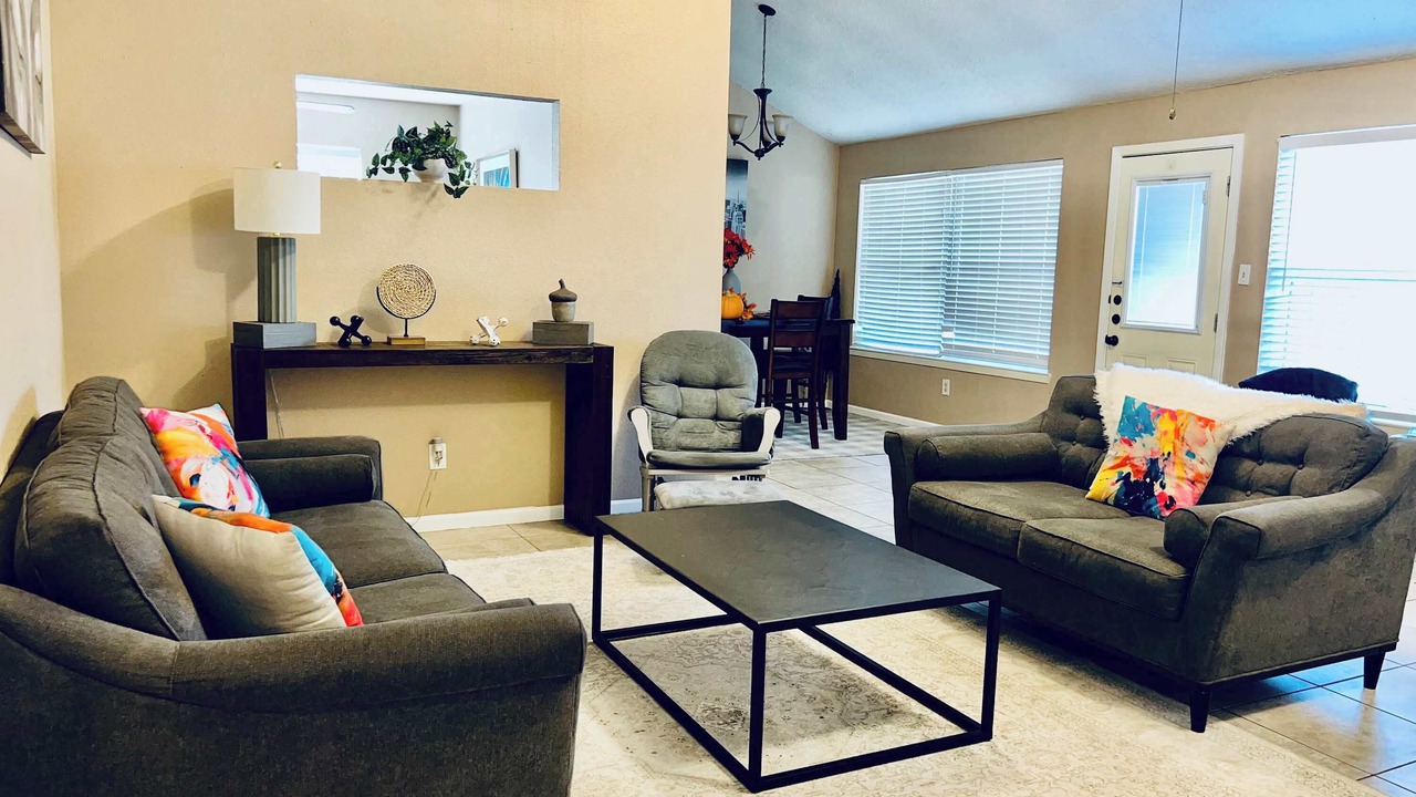 Photo of Livingroom in Katy