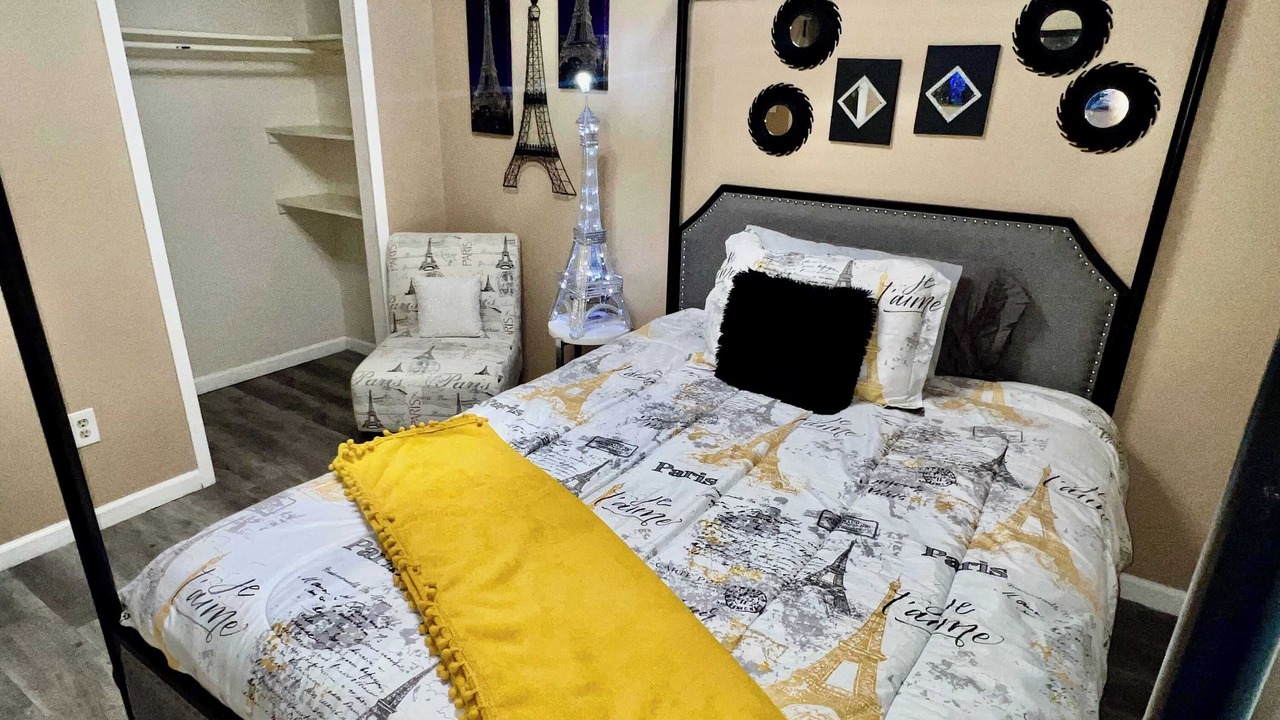 Photo of Bedroom in Katy