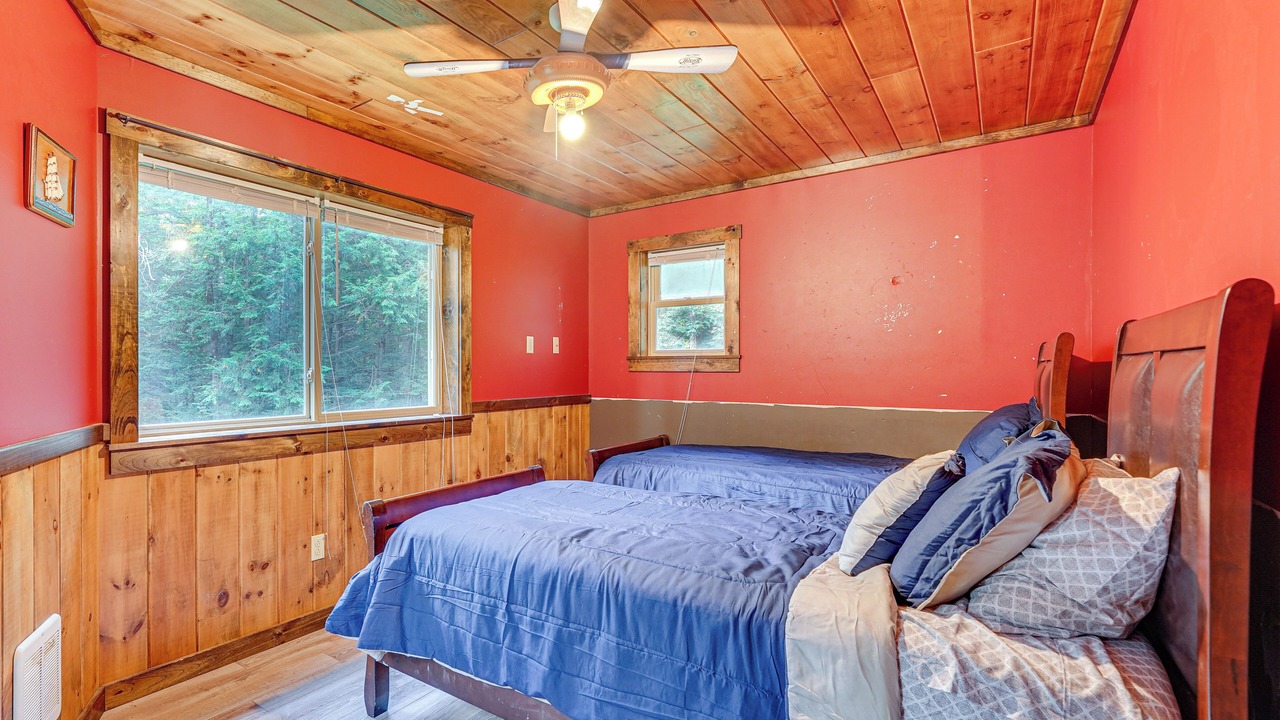 Photo of Bedroom in Brant Lake