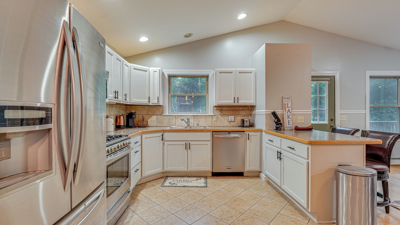 Photo of Kitchen in Brant Lake