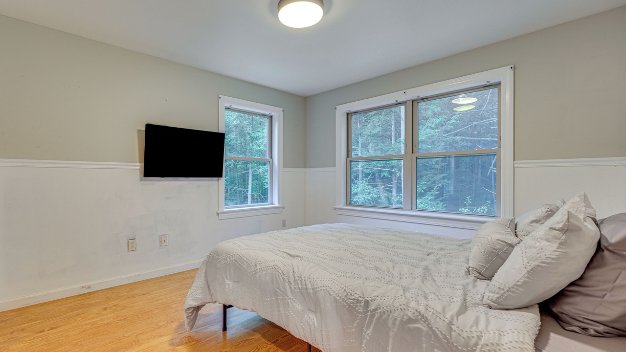 Photo of Bedroom in Brant Lake