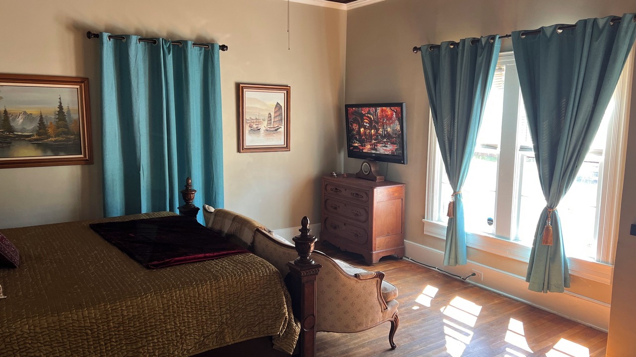 Photo of Bedroom in Newberry
