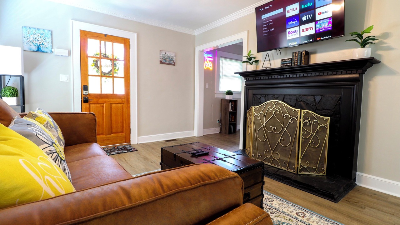 Photo of Livingroom in Greensboro