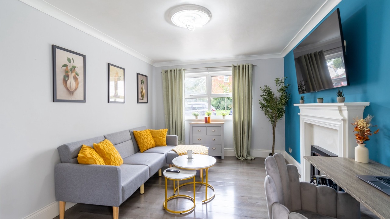 Photo of Livingroom in Portsmouth