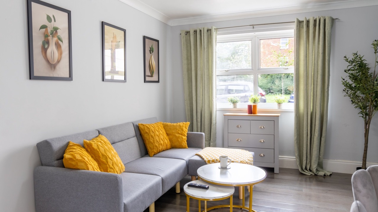 Photo of Livingroom in Portsmouth