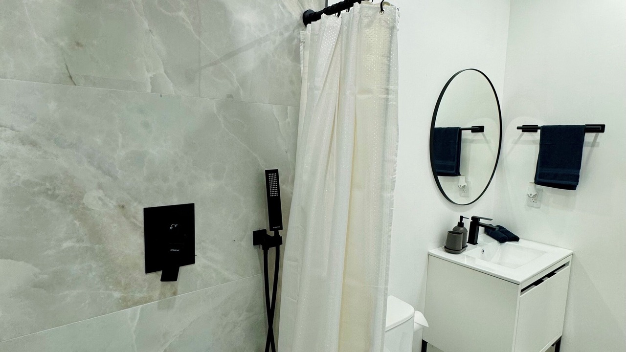 Photo of Bathroom in Liberty City