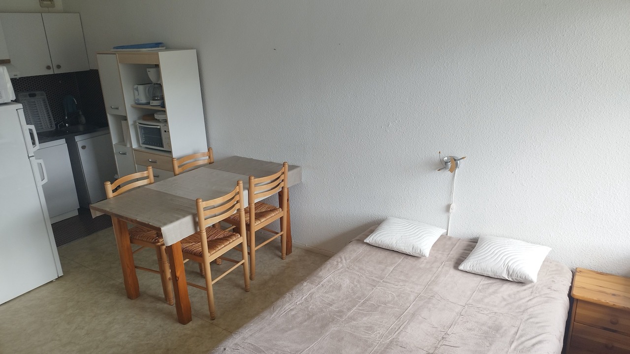 Photo of Bedroom in Saint-Aventin