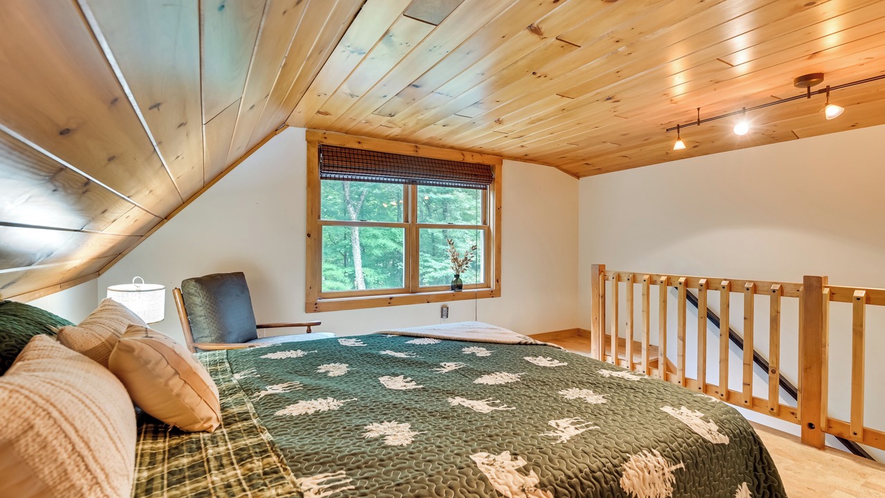 Photo of Bedroom in Town of Webb