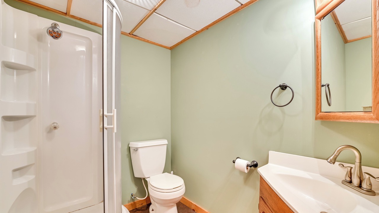 Photo of Bathroom in Town of Webb