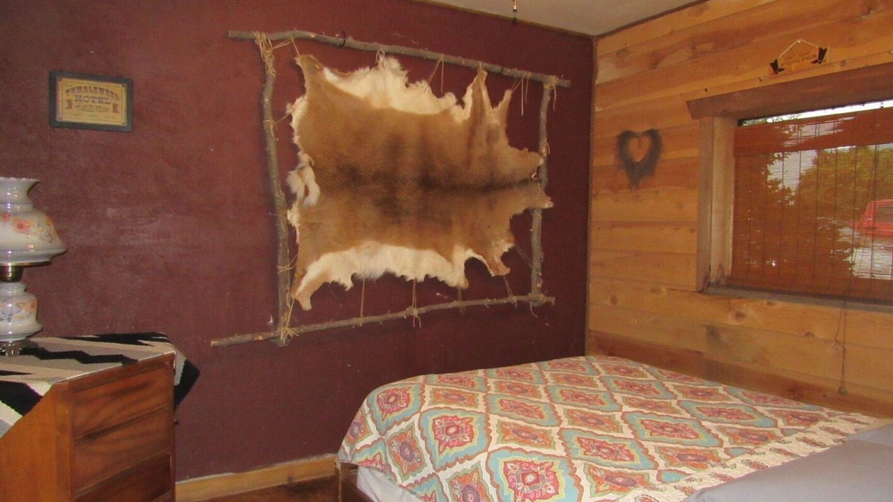 Photo of Bedroom in Mannford
