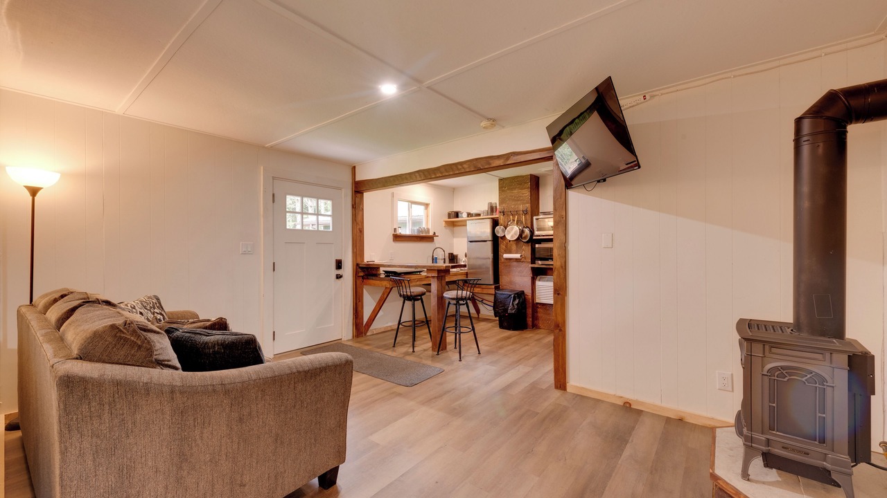 Photo of Livingroom in Hillsgrove