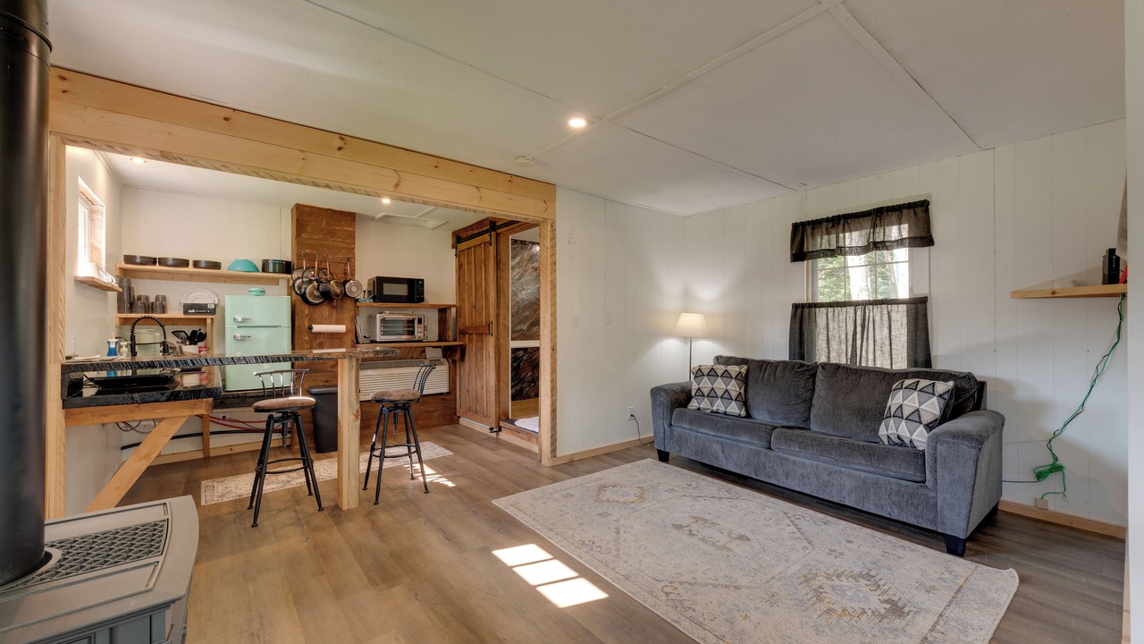 Photo of Livingroom in Hillsgrove