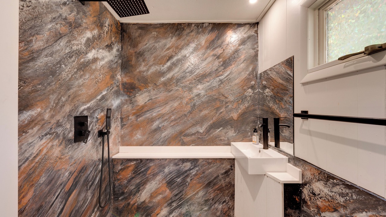 Photo of Bathroom in Hillsgrove