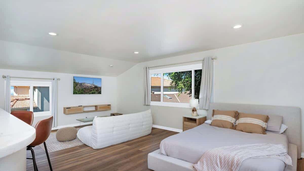 Photo of Bedroom in Studio City