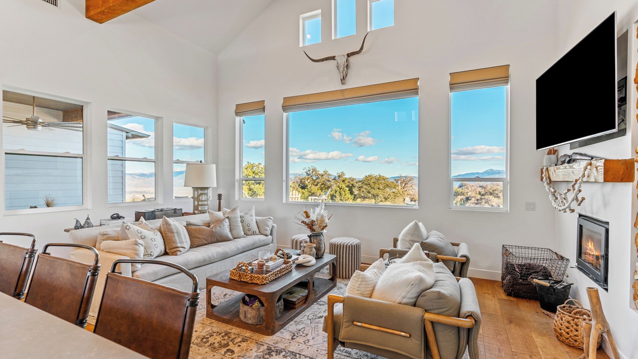 Photo of Livingroom in Pauma Valley