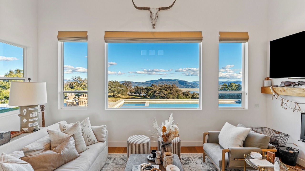 Photo of Livingroom in Pauma Valley