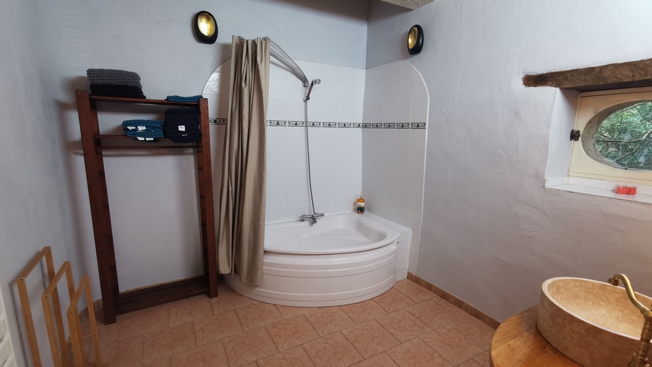 Photo of Bathroom in Fleurance