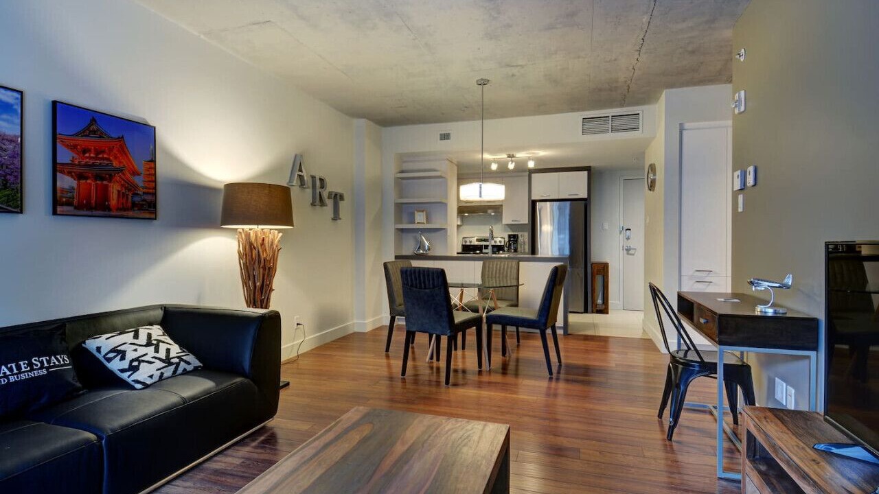Photo of Livingroom in Sainte-Foy-Sillery-Cap-Rouge