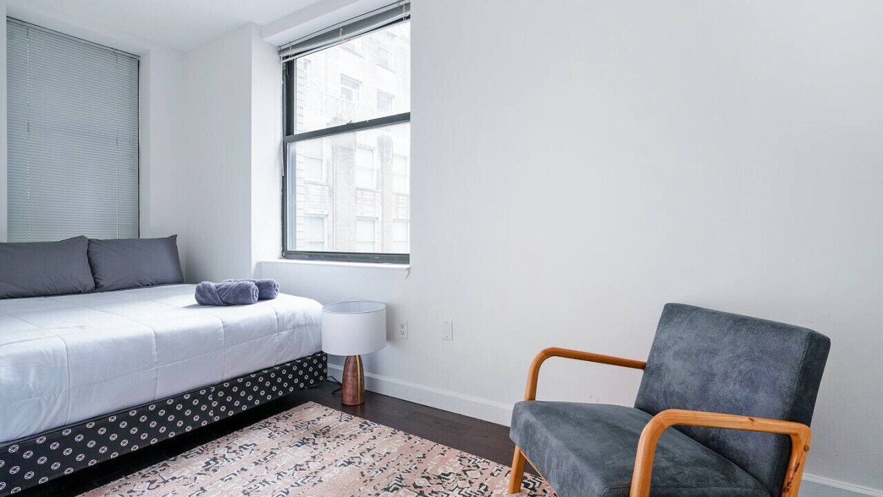Photo of Bedroom in Financial District