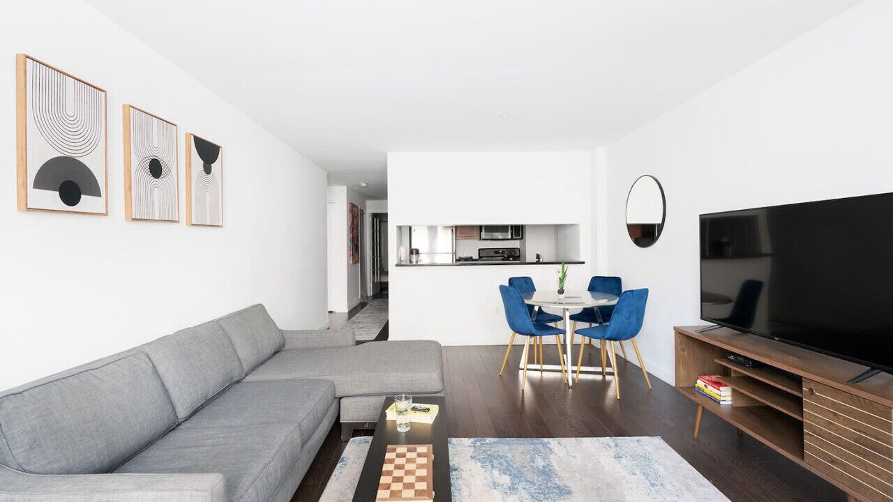 Photo of Livingroom in Financial District