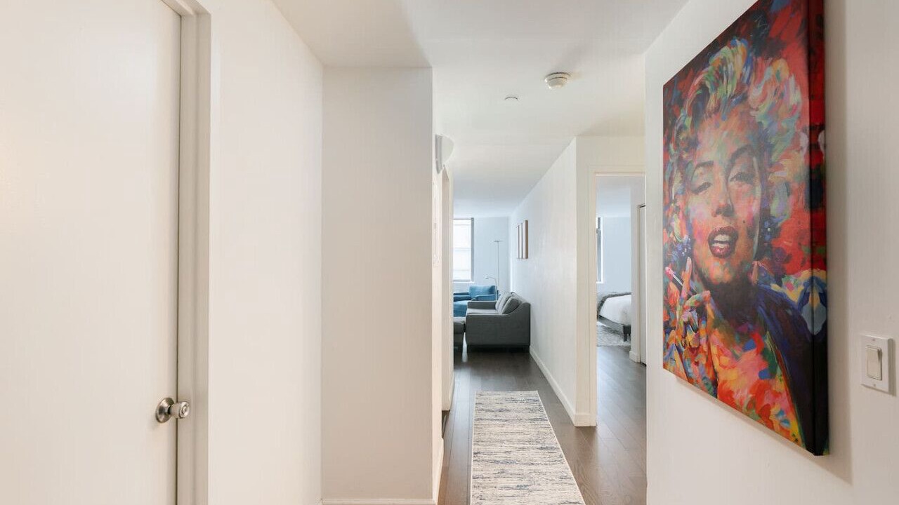 Photo of Others in Financial District