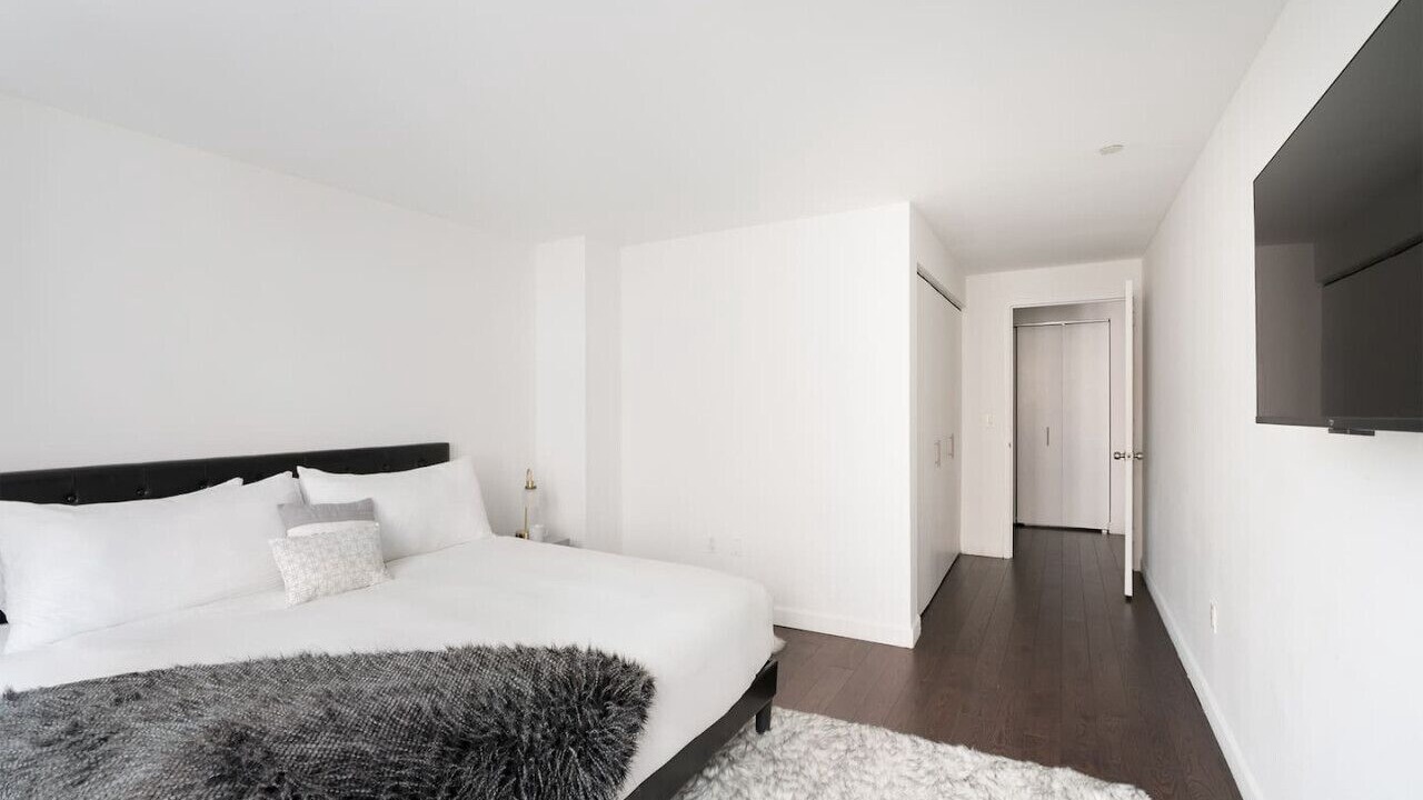 Photo of Bedroom in Financial District