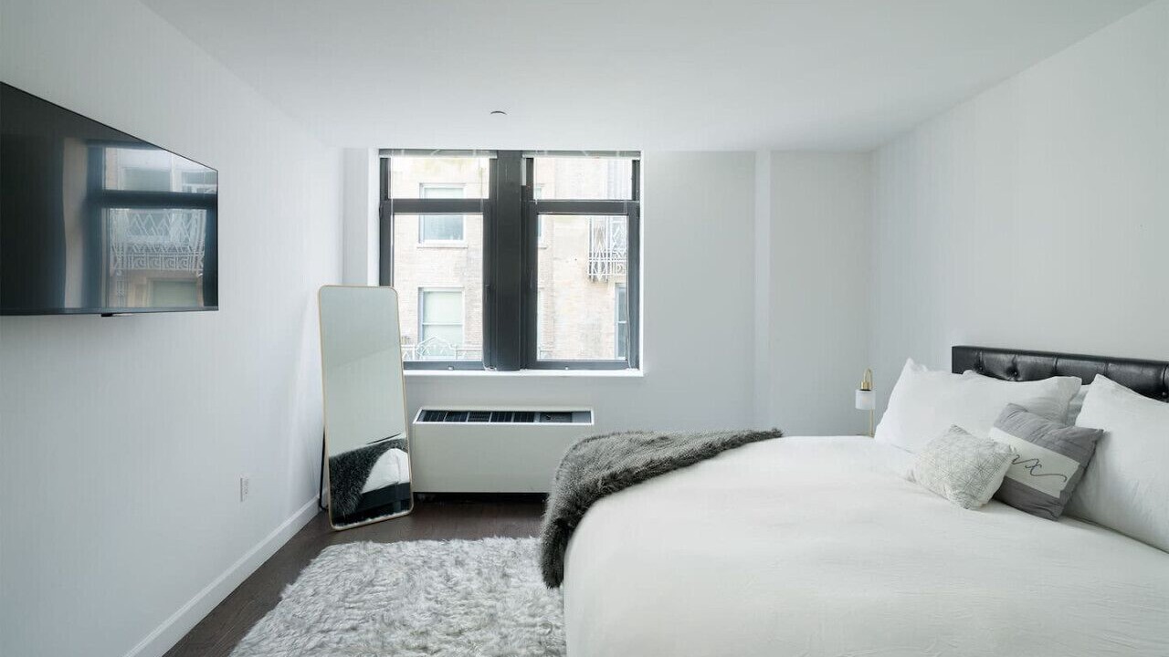 Photo of Bedroom in Financial District