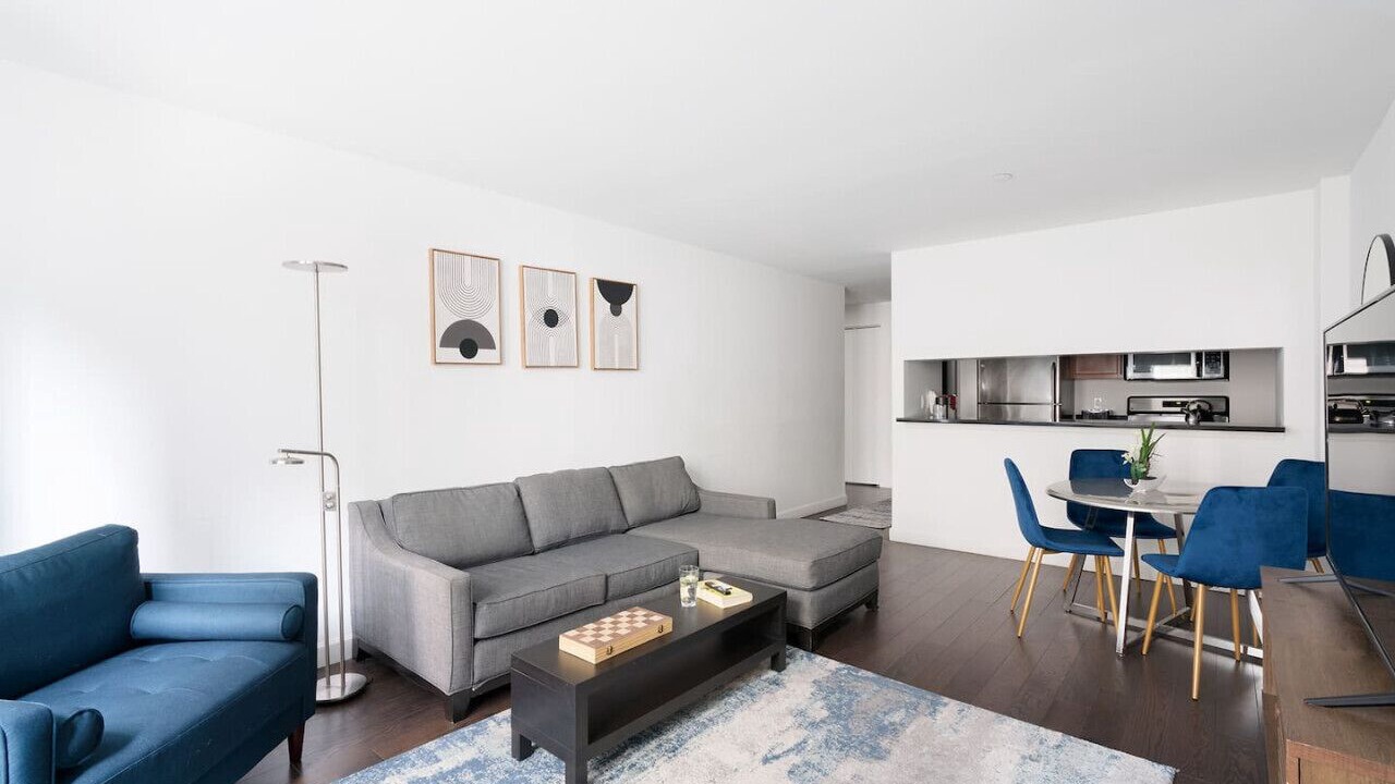 Photo of Livingroom in Financial District