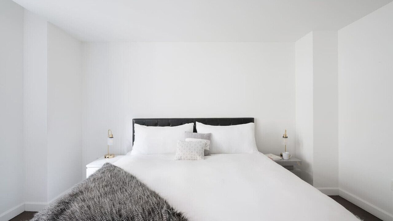 Photo of Bedroom in Financial District