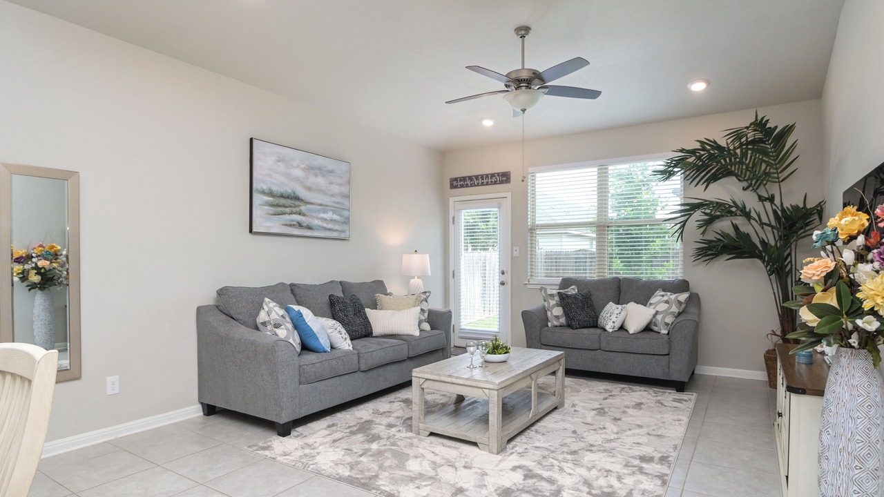 Photo of Livingroom in Stone Oak