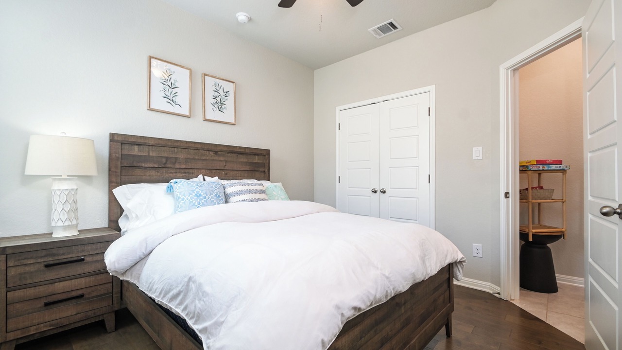 Photo of Bedroom in Stone Oak