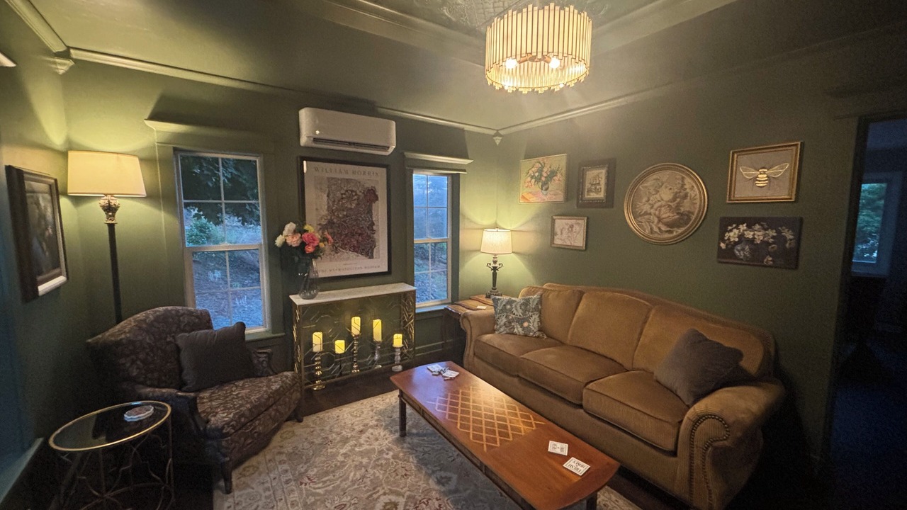 Photo of Bedroom in Harrison