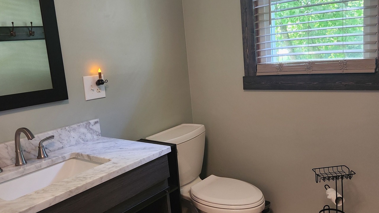 Photo of Bathroom in Rockholds