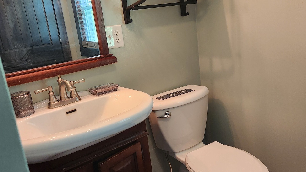 Photo of Bathroom in Rockholds