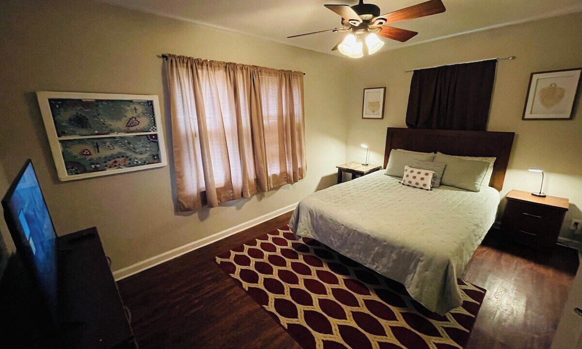 Photo of Bedroom in Independence
