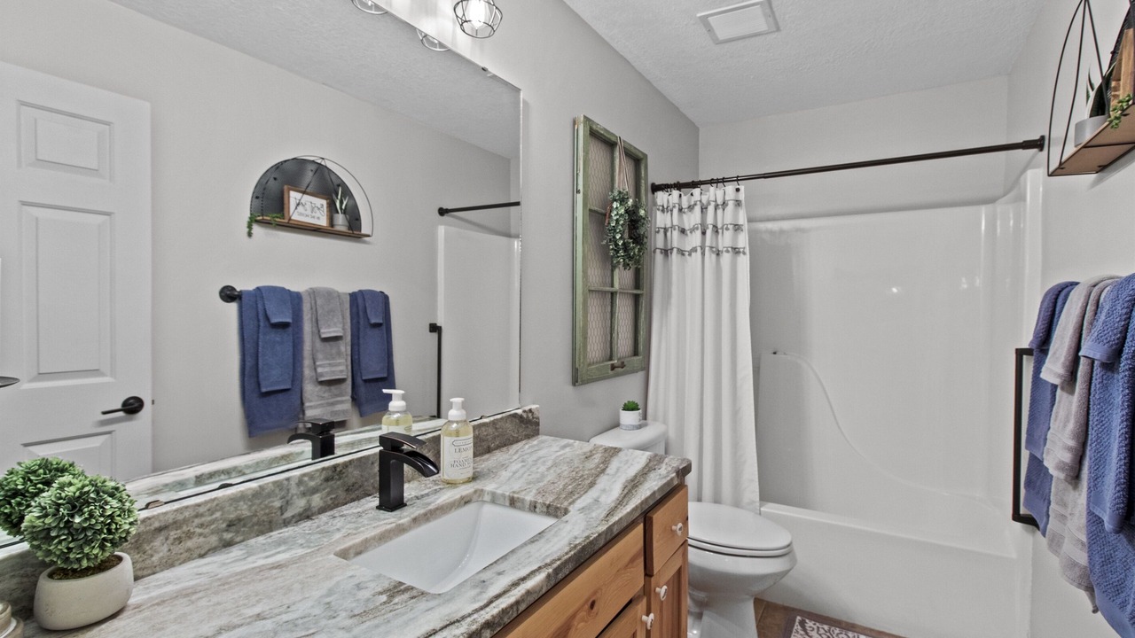 Photo of Bathroom in Table Rock