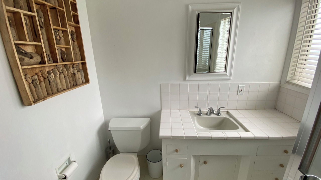 Photo of Bathroom in Central Malibu