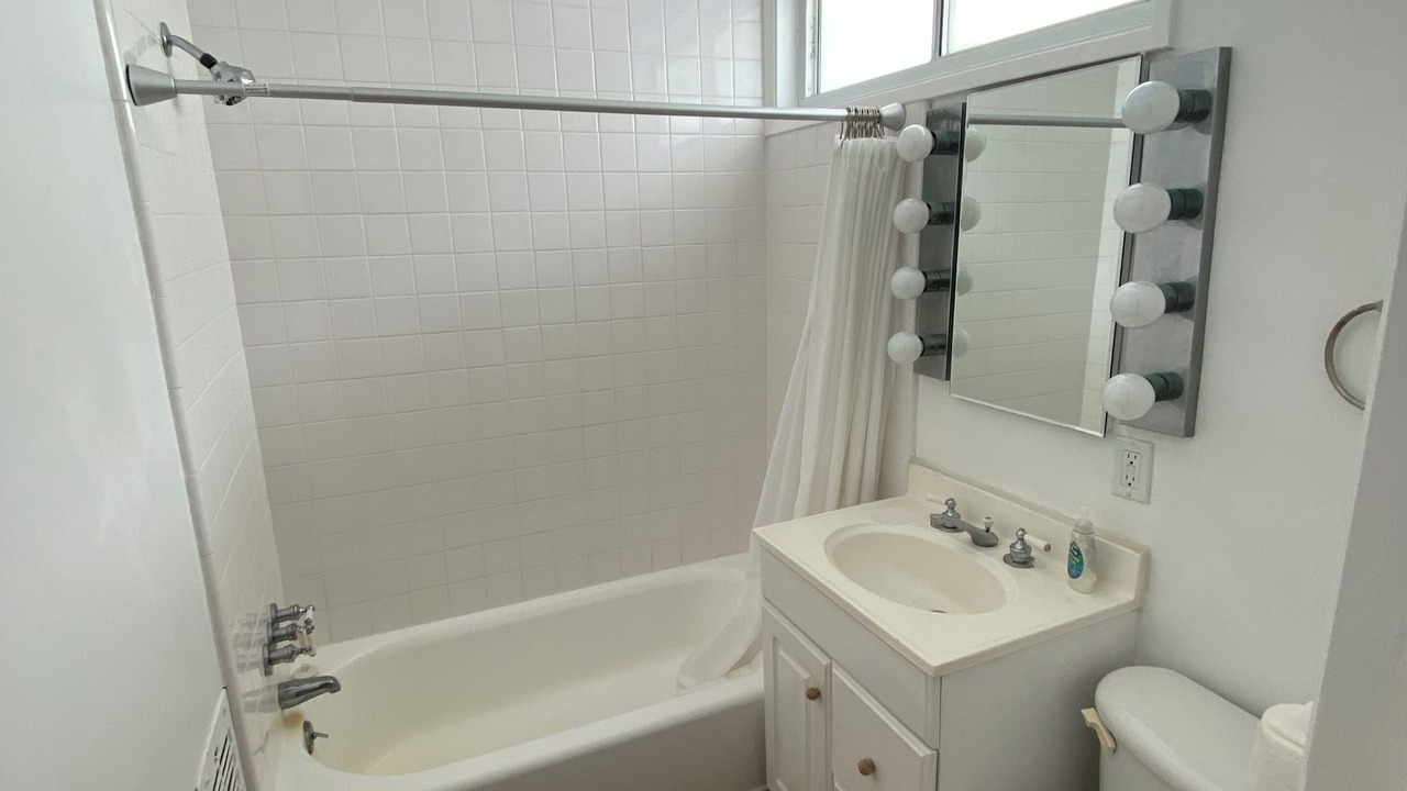 Photo of Bathroom in Central Malibu