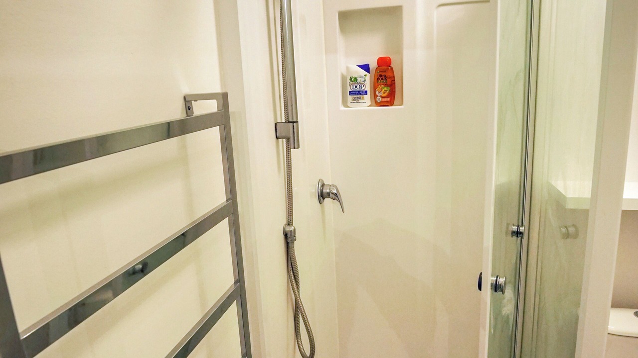 Photo of Bathroom in Anatole France Danton