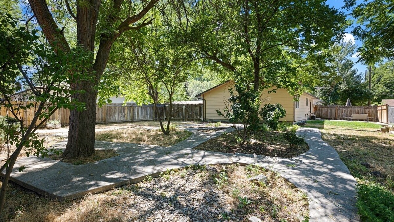 Photo of Outdoor in Veterans Park